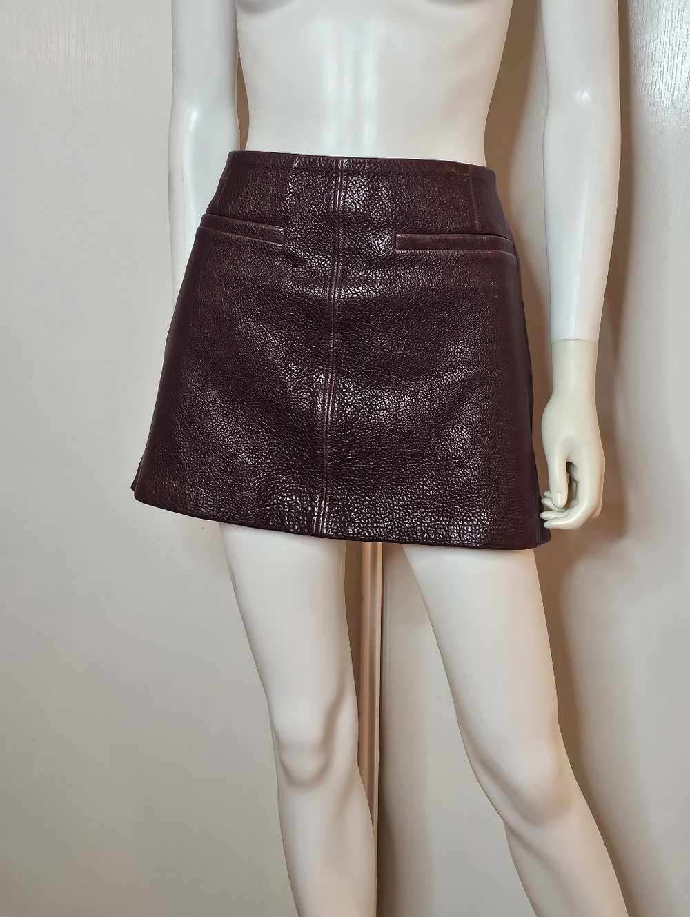 A.L.C. Plum Textured 100% Lamb Leather Mini Skirt Size 10 Made In Turkey Viscose
